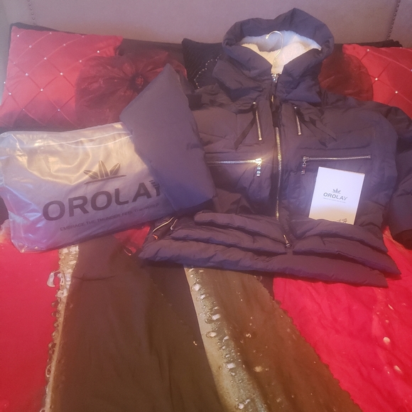 Coat - Picture 2 of 6